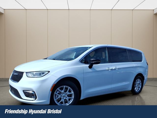 2025 Chrysler Pacifica Select FWD