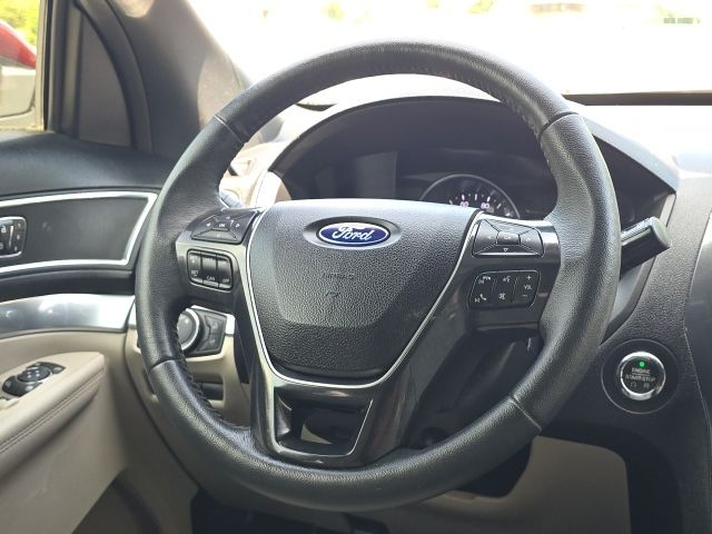2018 Ford Explorer Limited:168944A