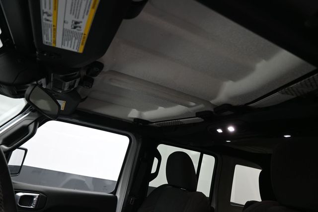 Used 2025 Jeep Wrangler SUV