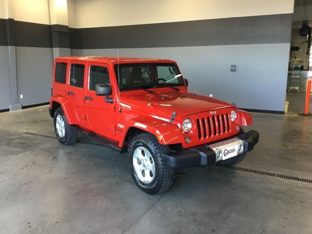 Flame Red Clearcoat 2014 Jeep Wrangler Unlimited Sahara 4WD SUV / Crossover Four-Wheel Drive 6-Speed Manual