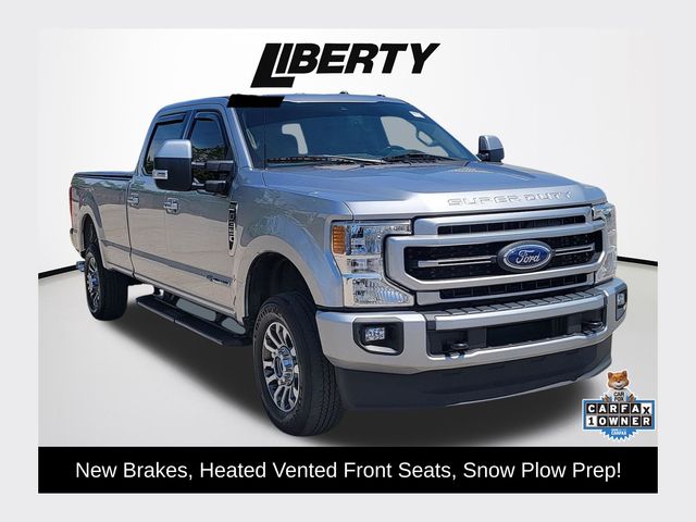 Iconic Silver Metallic 2022 Ford F-350 Super Duty Lariat Crew Cab 4WD Pickup Truck Four-Wheel Drive Automatic