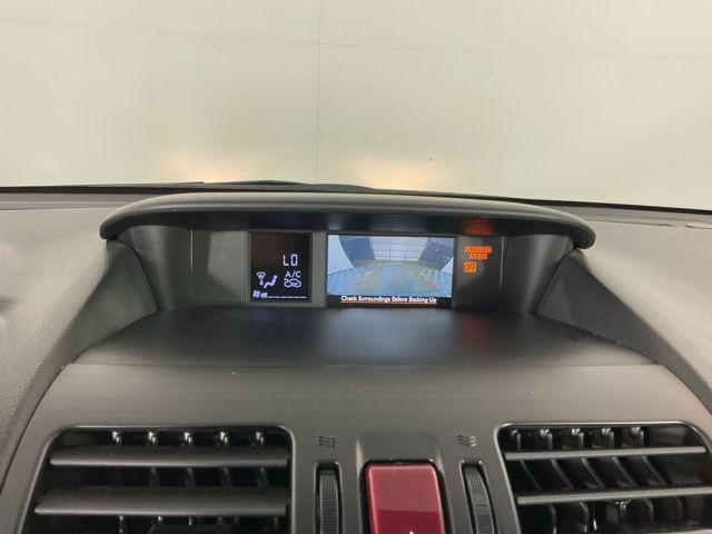 Used 2014 Green Subaru 2.5i Limited image 19