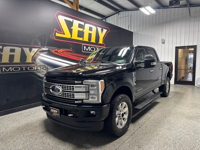 Shadow Black 2018 Ford F-250 Super Duty Pickup Truck Four-Wheel Drive 6-Speed Automatic