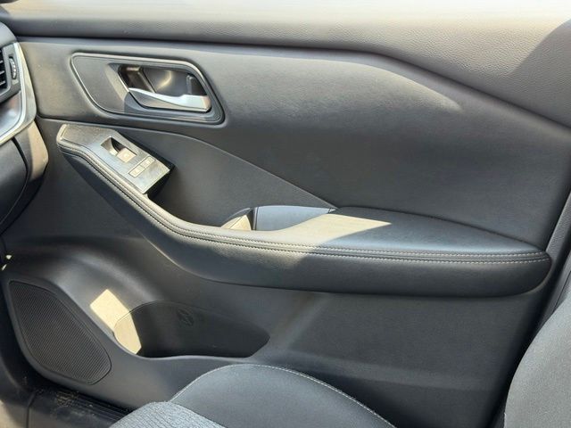 Used 2025 Nissan Rogue SUV