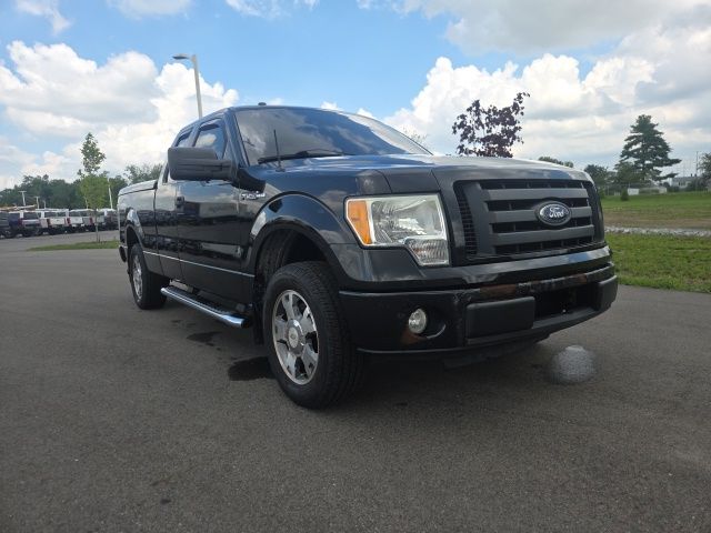 2010 Ford F-150 Pickup Truck 4X2 6-Speed Automatic