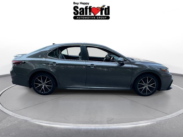 Used 2022 Gray Toyota SE image 5