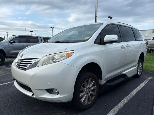 2014 Toyota Sienna Limited 7-Passenger