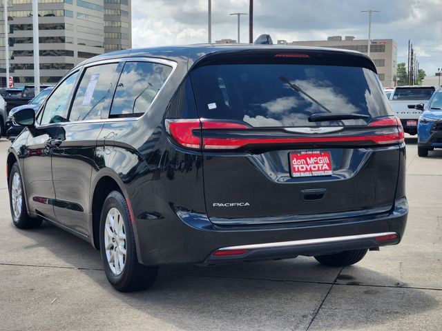 2024 Chrysler Pacifica Touring L Black at Community Honda