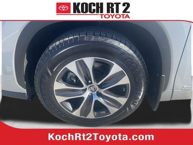 2021 Toyota Highlander Hybrid XLE AWD