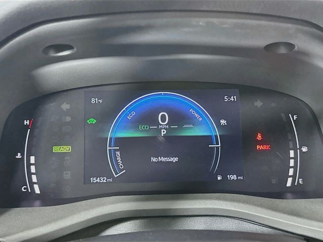 2025 Toyota Camry SE - Photo 11