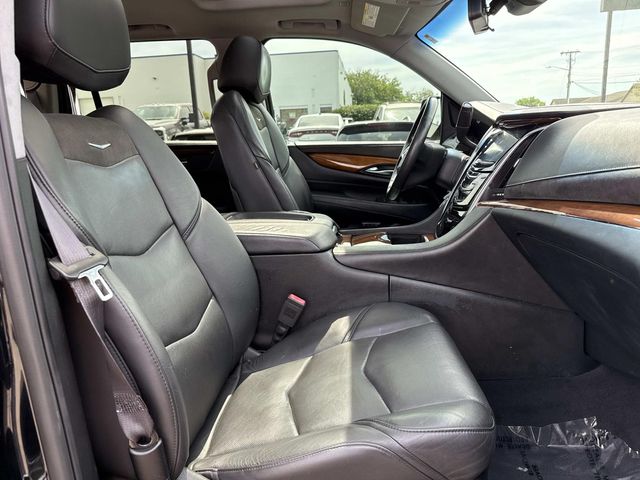 2017 Cadillac Escalade Luxury - Photo 16