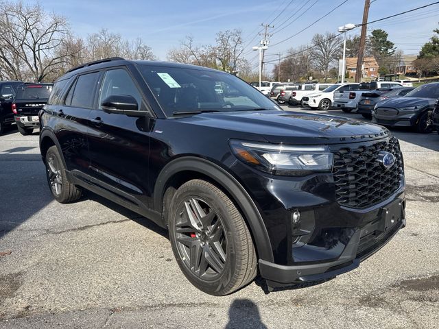 2026 Ford Explorer ST-Line AWD