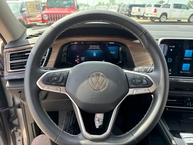 2024 Volkswagen Atlas 2.0T SE w/Technology 24