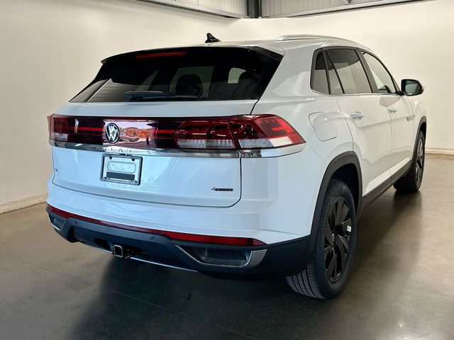 2026 Volkswagen Atlas Cross Sport 2.0T SE w/Technology White/off-white at Sutliff Volkswagen