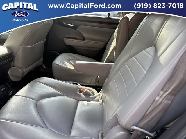 Used 2023 Beige Toyota XLE image 18