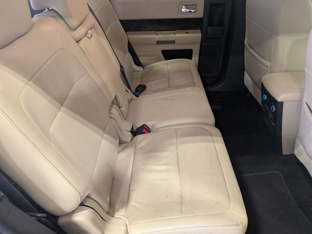 2019 Ford Flex - Image 30