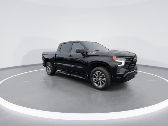 Used 2022 Black Chevrolet RST image 2