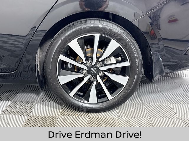 Used 2025 Nissan Sentra Sedan