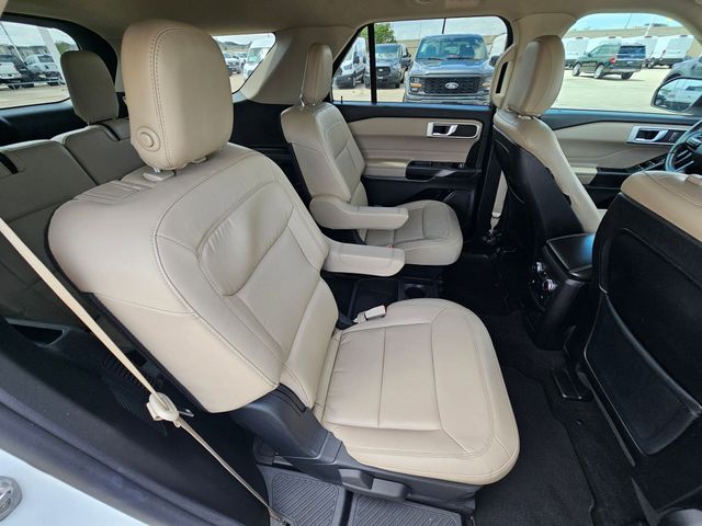 Used 2020 White Ford XLT image 26