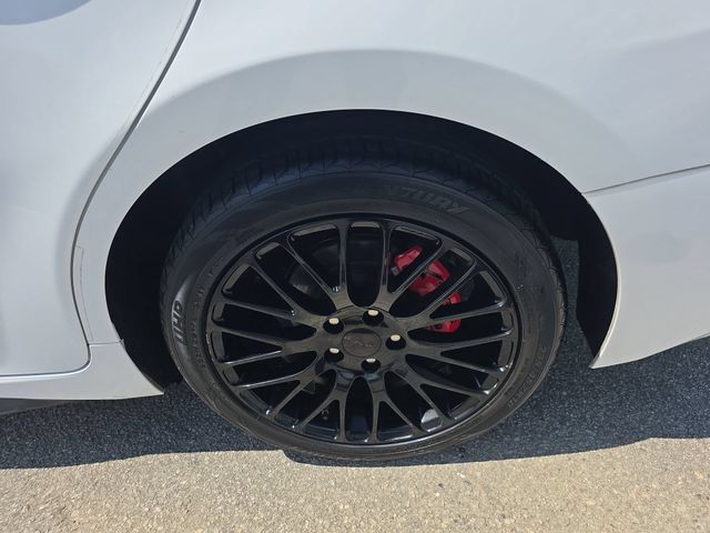 Used 2023 Ice Toyota SE image 33