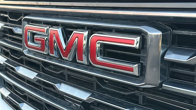 2024 GMC Sierra 2500HD AT4 12