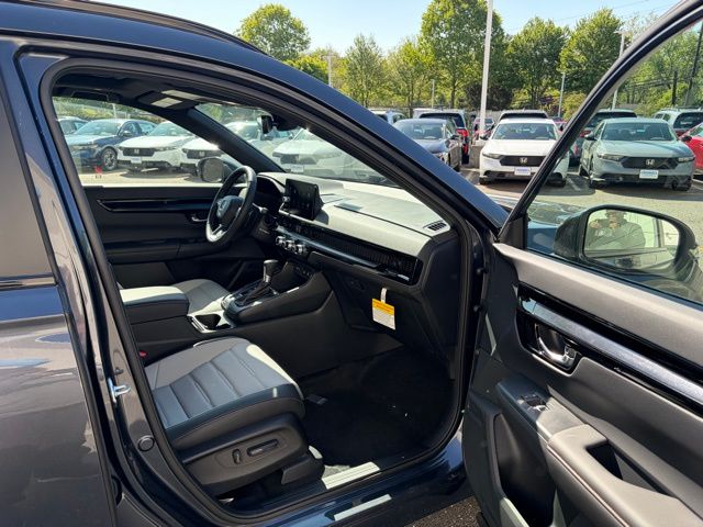 new 2026 Honda CR-V Hybrid car, priced at $42,680