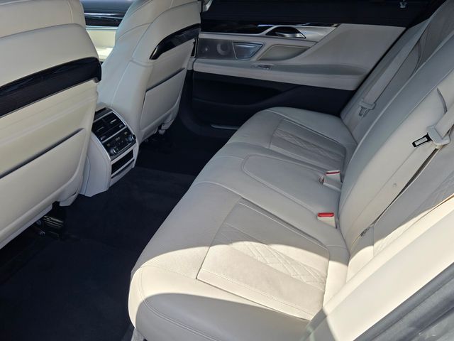 2021 BMW 740i - $36,291