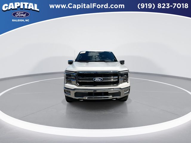 Used 2024 White Ford Lariat image 3
