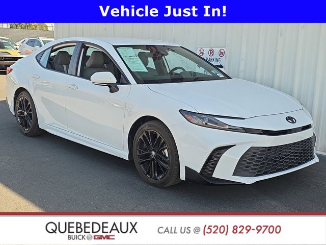 2025 Toyota Camry SE FWD