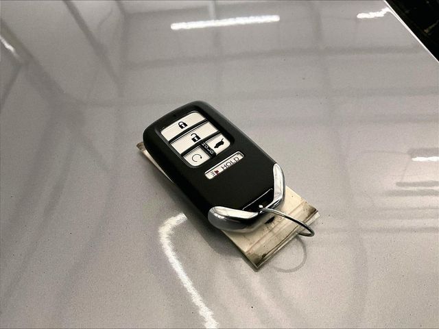 2021 Honda Pilot EX-L Silver at South Hills Kia