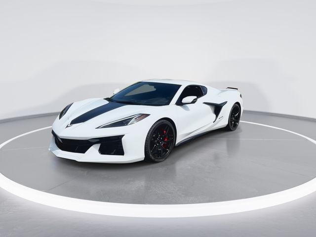 Used 2023 White Chevrolet Z06 image 5