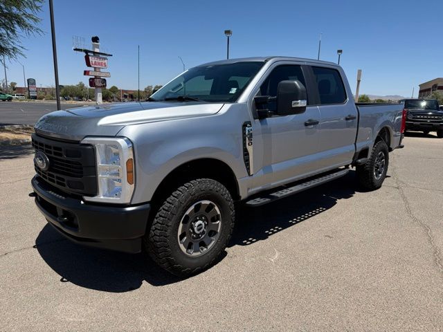 2024 Ford F-350 Super Duty XL Crew Cab 4WD
