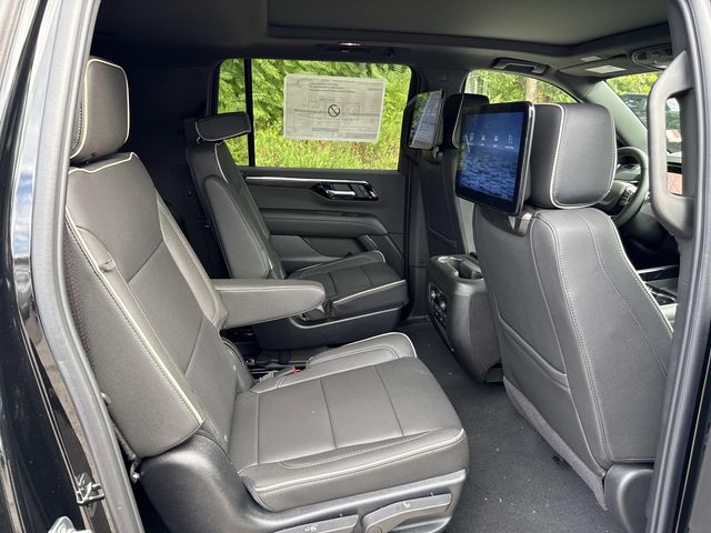 2025 Chevrolet Suburban - Image 25