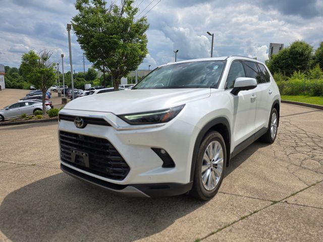 2024 Toyota Grand Highlander Platinum photo