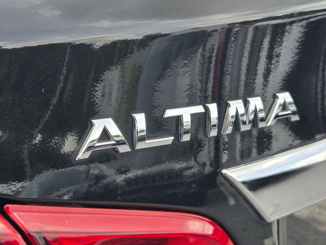 Used 2017 Nissan Altima Sedan