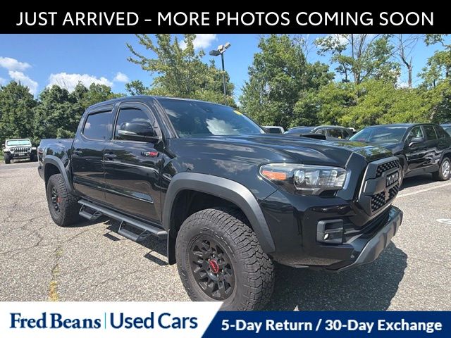 Midnight Black Metallic 2019 Toyota Tacoma Pickup Truck Four-Wheel Drive 6-Speed Manual