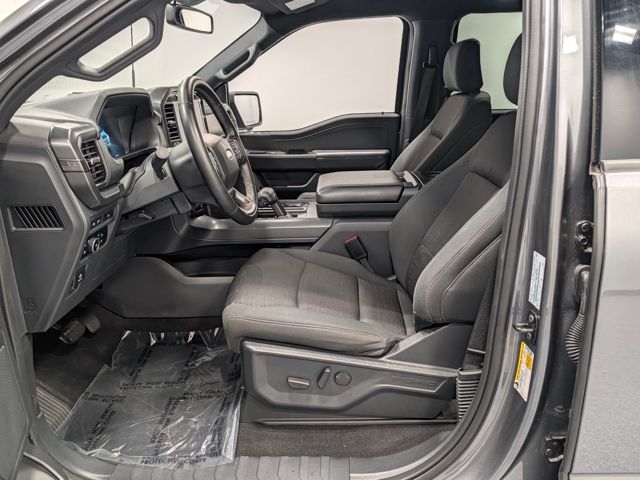 Used 2024 Gray Ford XLT image 10