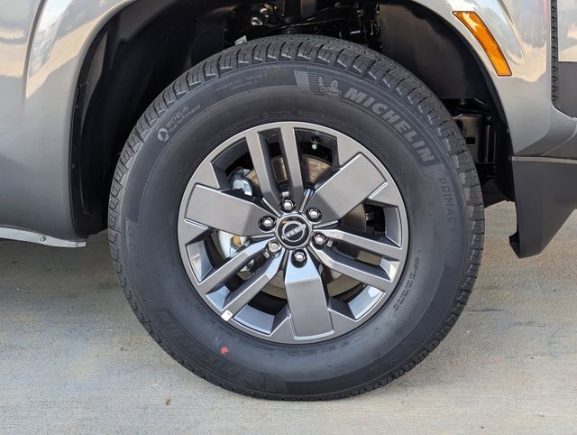 2025 Nissan Frontier SV photo