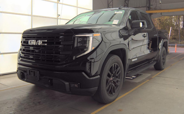 Onyx Black 2022 GMC Sierra 1500 Elevation Crew Cab RWD Pickup Truck 4X2 Automatic