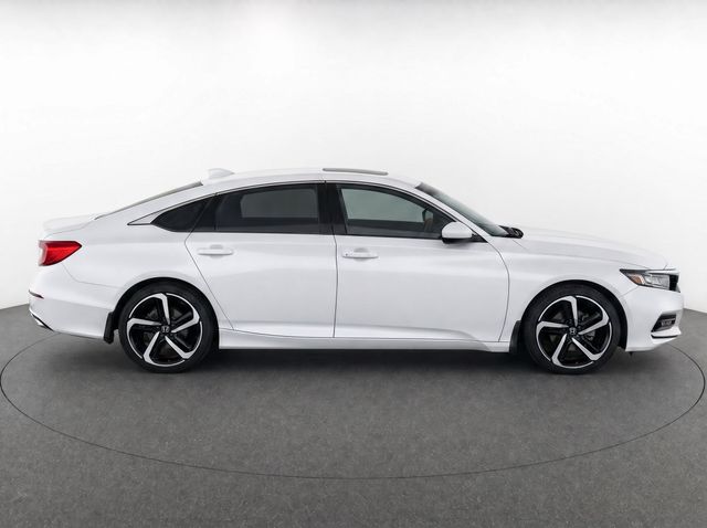 Used 2020  Honda Sport 2.0T image 4