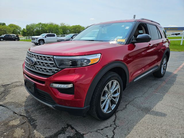 2023 Ford Explorer Limited photo