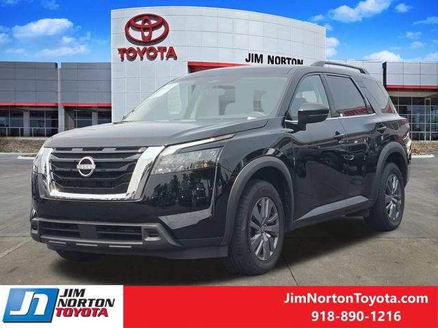 Used 2025 Nissan Pathfinder SUV