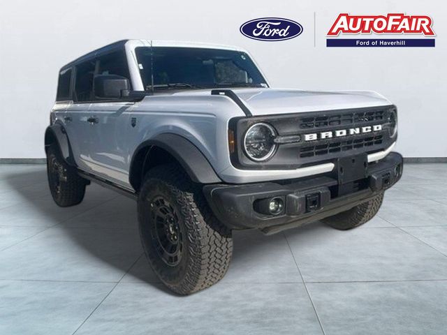 Oxford White 2026 Ford Bronco SUV / Crossover Four-Wheel Drive Automatic