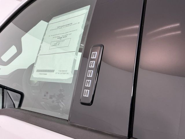 New 2026 Oxford White Ford XLT image 12