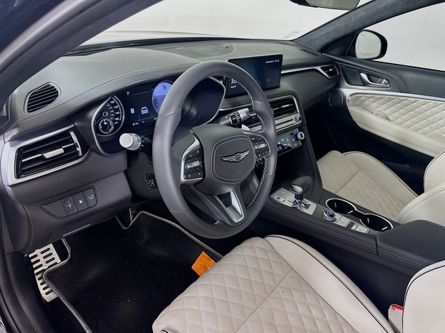 Thumbnail: 2025 Genesis G70 - 9