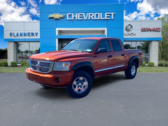Sunburst Orange Pearlcoat 2008 Dodge Dakota Laramie Crew Cab 4WD Pickup Truck Four-Wheel Drive 5-Speed Automatic