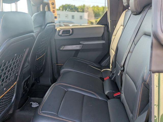 Used 2022 Green Ford Badlands image 29
