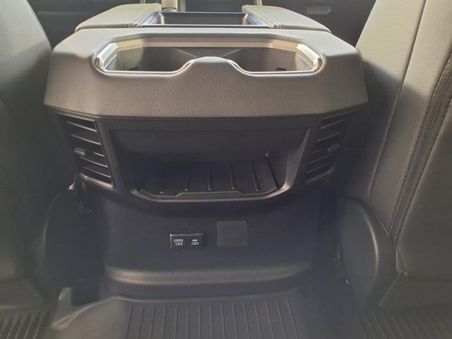 2025 Toyota Tundra Limited photo