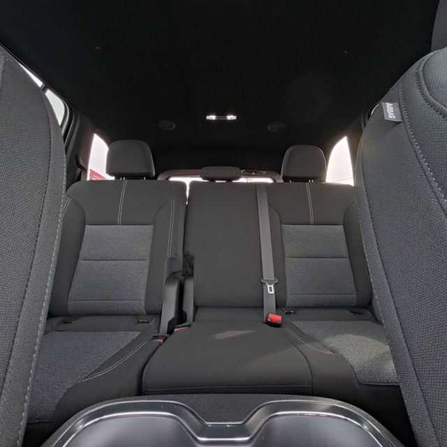 2026 GMC Acadia Elevation - Photo 28