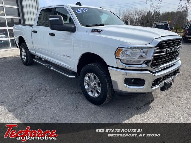 2024 RAM 2500 Big Horn Crew Cab 4WD